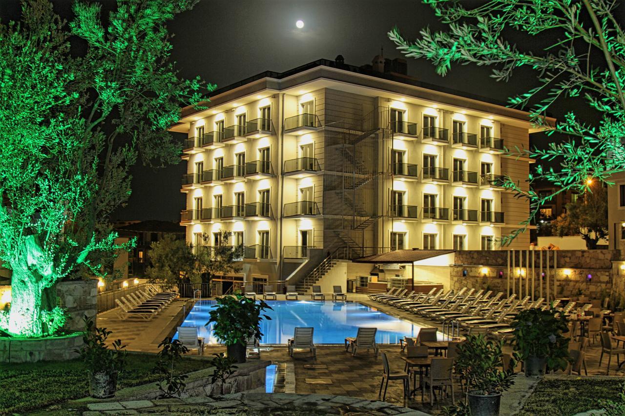 Elisa Hotel Ayvalı Esterno foto