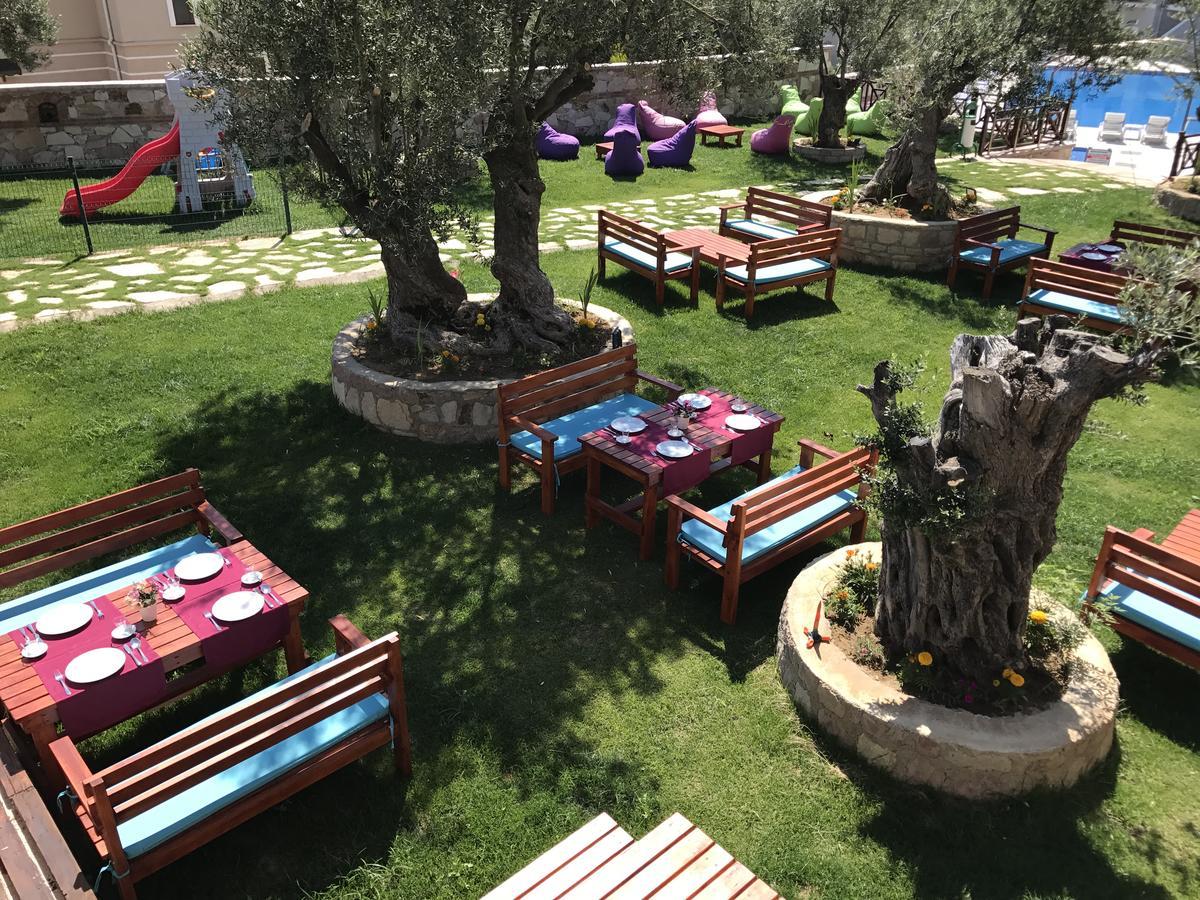 Elisa Hotel Ayvalı Esterno foto